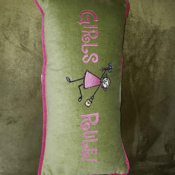 NWT Velvet Pillow Girls Rule Cute great Gift - Picture 3 of 5